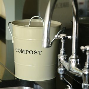 countertop compost bucket. Pale yellow.