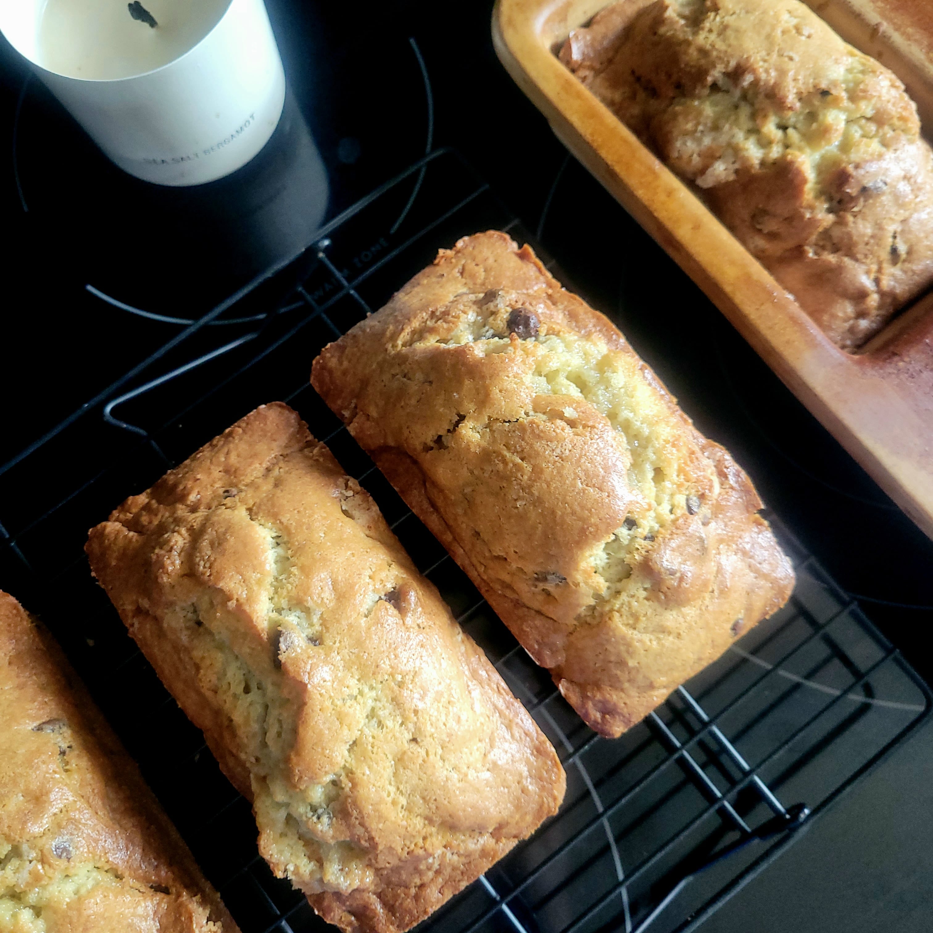 mini banana bread loaves